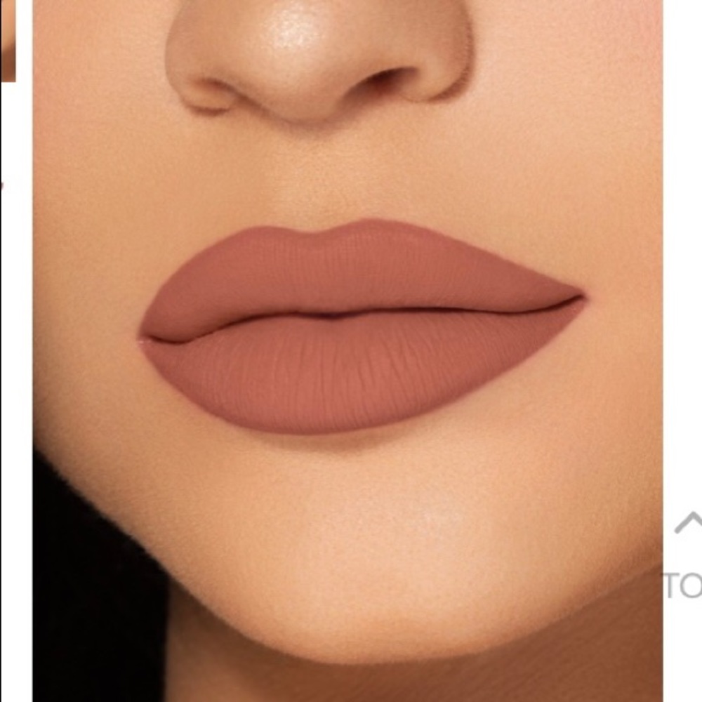 Kylie “Candy K” velvet lip kit